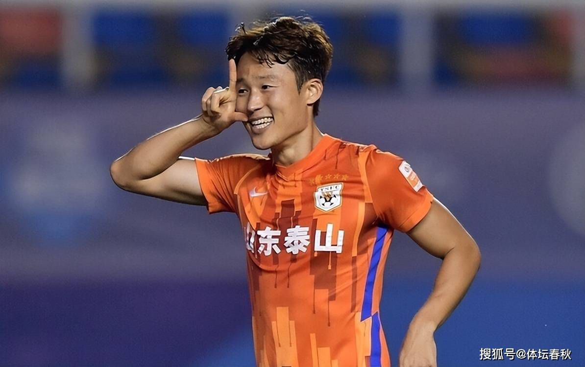 全场比赛结束，勒沃库森3-0云达不莱梅！